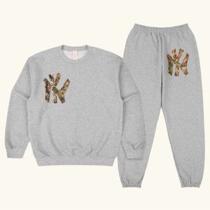 Threaded Gray - Women's Gray Sweatshirt & Joggers Set with Camouflage Logo XL